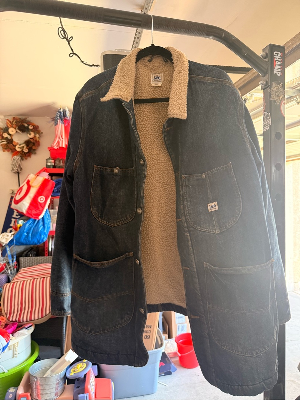Lee Men’s Dark Blue Denim Sherpa-Lined Field Jacket